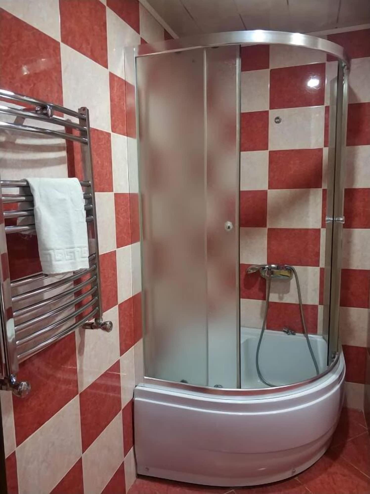 AEF Hotel Bakoe Buitenkant foto