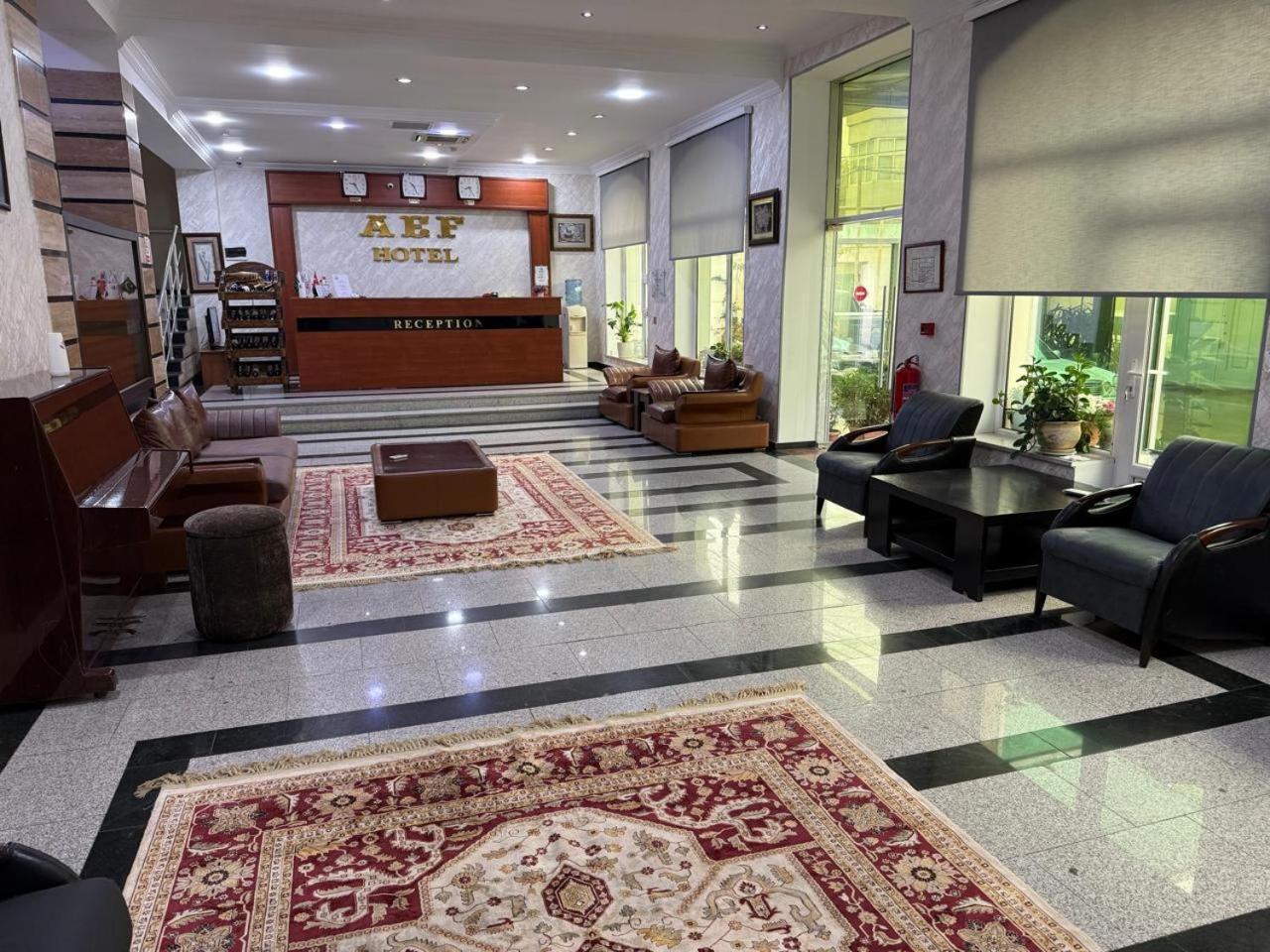 AEF Hotel Bakoe Buitenkant foto